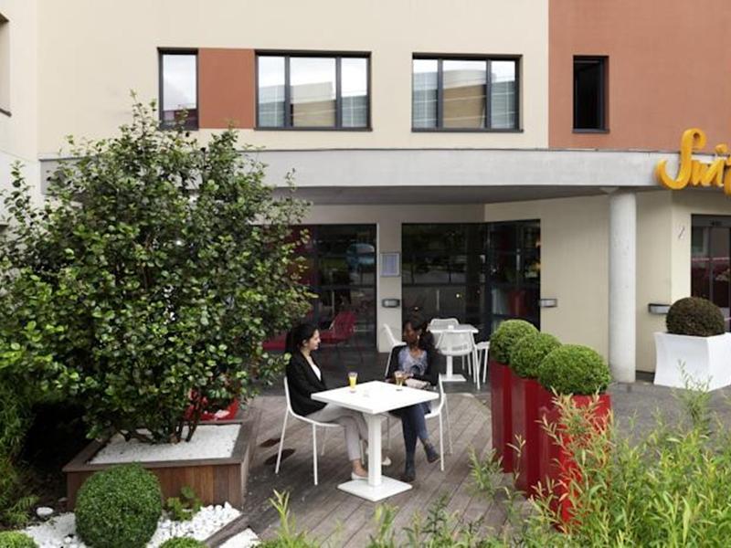 B&B Hotel Velizy Est Exterior foto